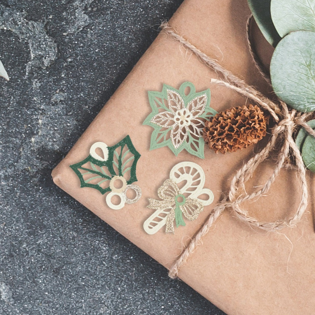 Christmas Lace Charms